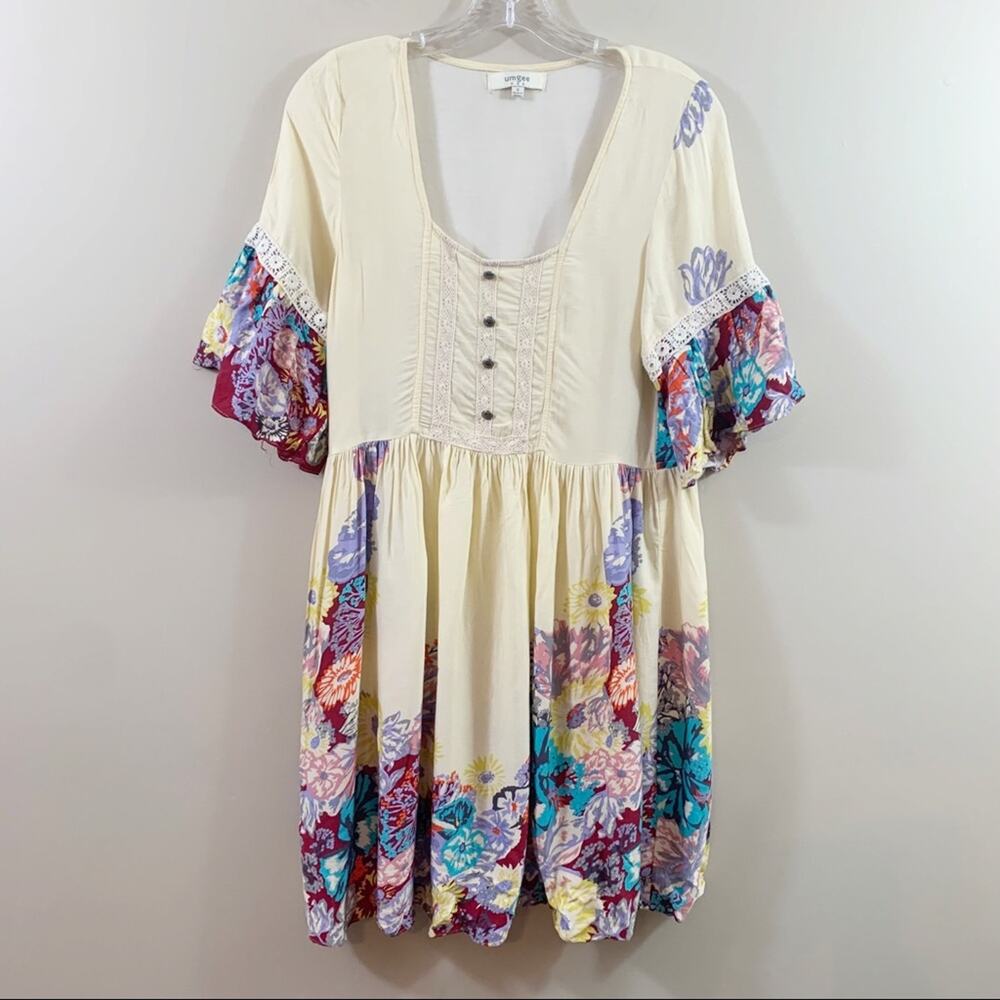 Umgee Floral Flutter Sleeve Lace Detail Fit & Flare Cream/Lavender Dress